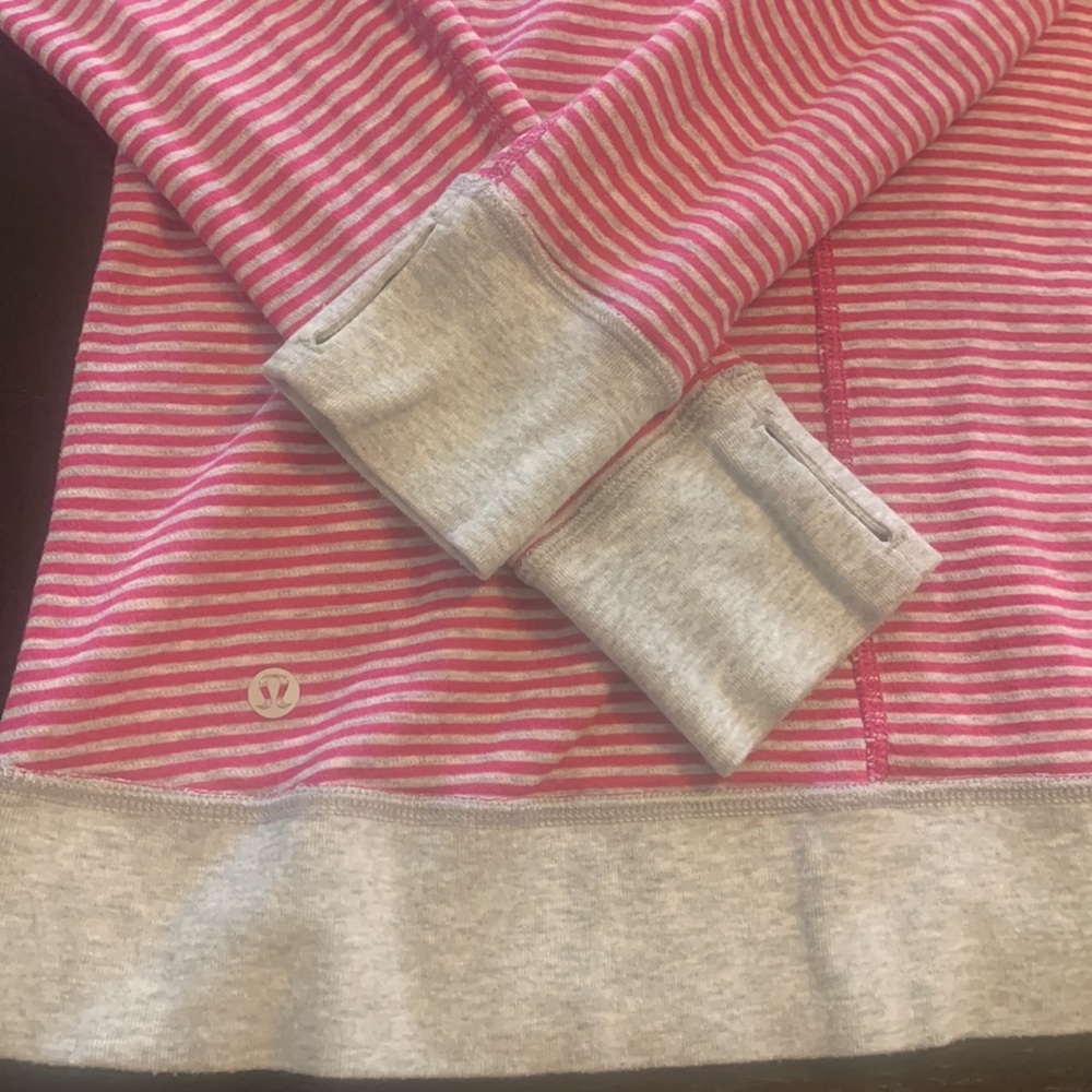 In a Cinch Top Reversible - Picture 13 of 14